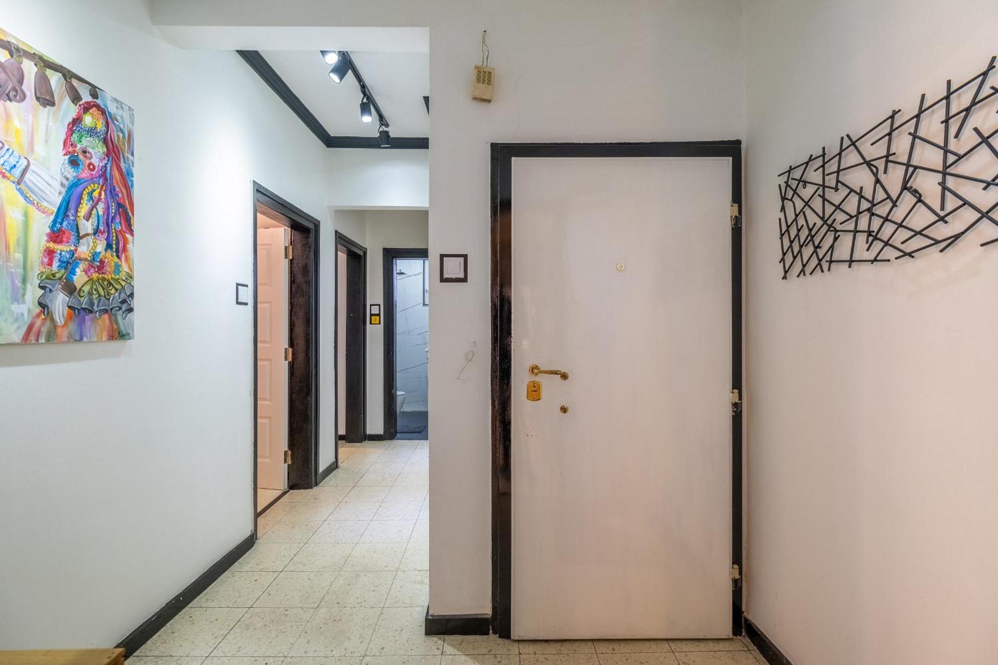 Modern , Spacious 2Br Apartment In Top Center Sofia Extérieur photo