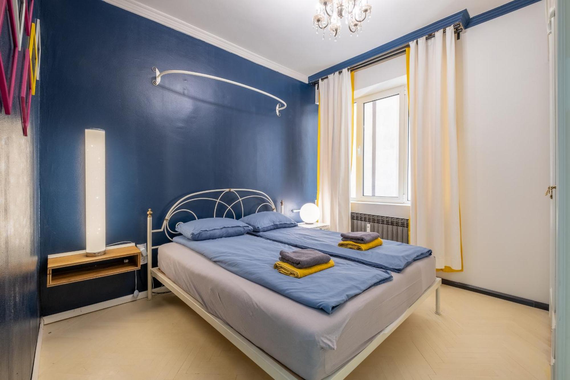 Modern , Spacious 2Br Apartment In Top Center Sofia Extérieur photo