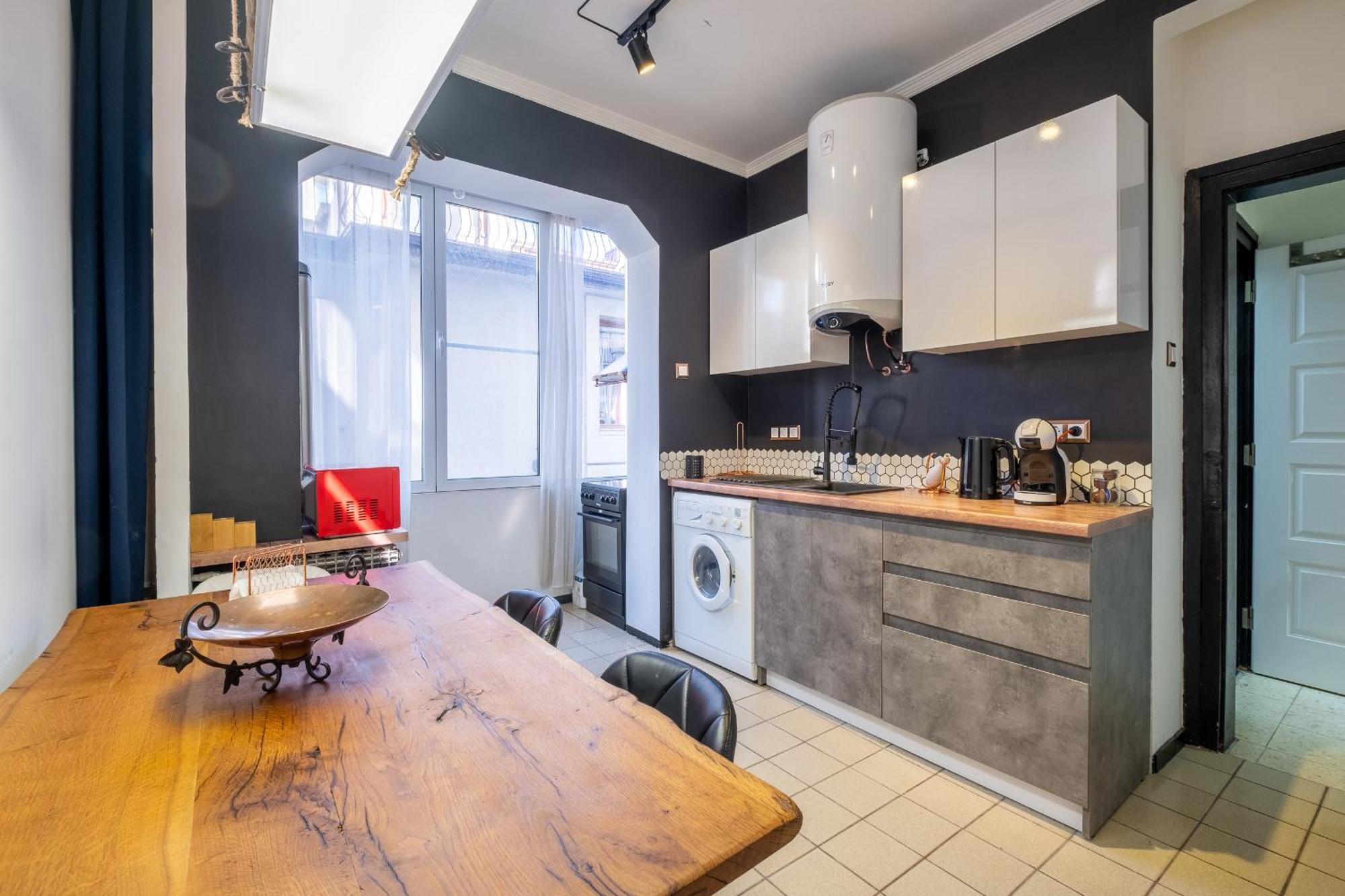 Modern , Spacious 2Br Apartment In Top Center Sofia Extérieur photo