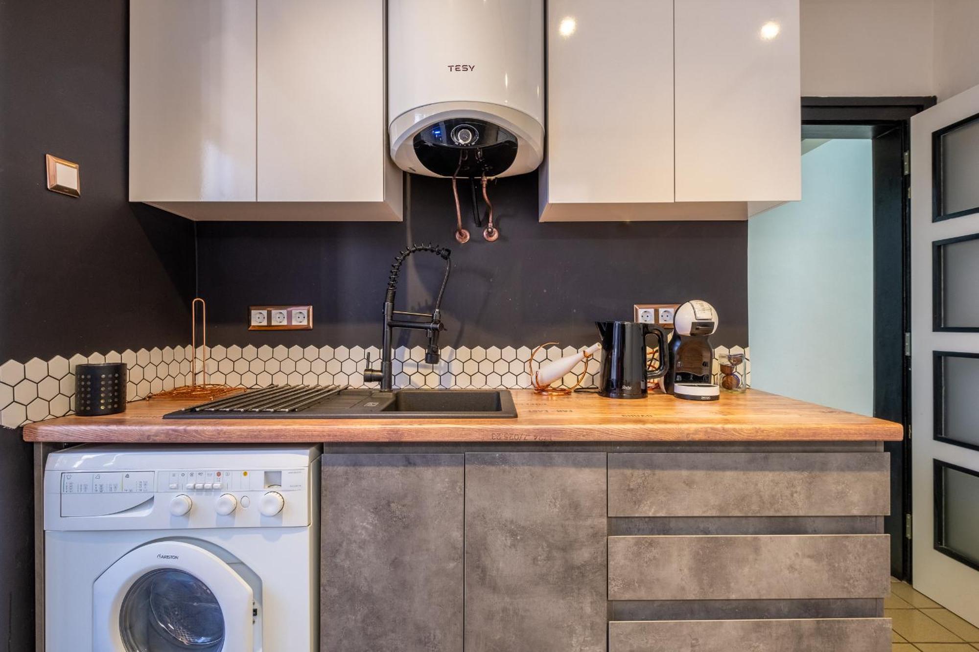 Modern , Spacious 2Br Apartment In Top Center Sofia Extérieur photo